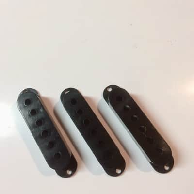 Stratocaster Style Narrow Pickup Cover Set Aged Black image 1