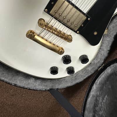 Used Epiphone Les Paul Custom Electric Guitar - Alpine White Vintage 2007 w/ Hard Case image 5