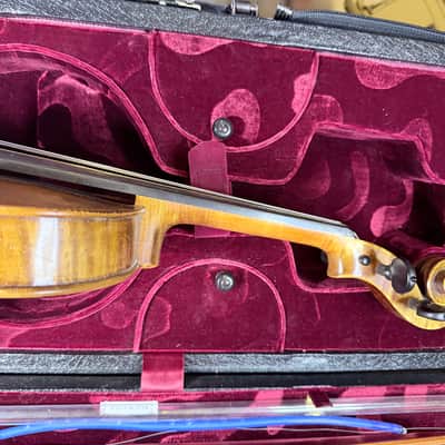 Scott Cao STV-750 Artistic Series 4/4 Violin – 2002 “Soil” 1714 Copy, Bow & Case Scott Cao STV-750 Artistic Series 4/4 Violin – 2002 “Soil” 1714 Copy, Bow & Case 2002 - warm golden-amber finish image 8
