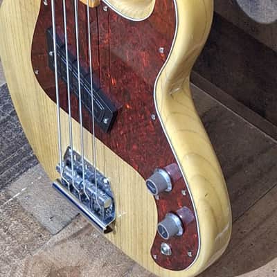 1982 Peavey USA T-20 Bass with Original Hardshell Case image 5