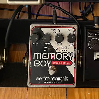 Electro-Harmonix Memory Boy Analog Delay / Chorus / Vibrato 2009 - Present - Black / White / Red image 1