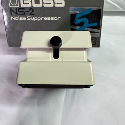 Boss NS-2 Noise Suppressor (Silver Label) 1987 - 1989 - White image 7