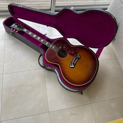 Gibson J-200 1969 - Cherry Sunburst image 25