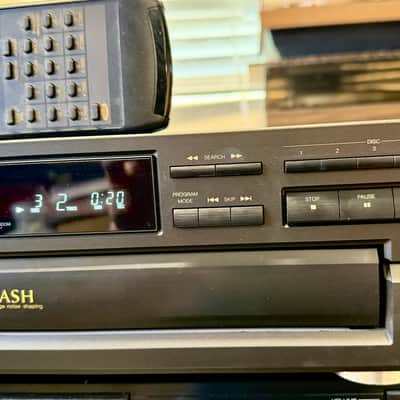 Technics SL-PD827 5 Disc CD Changer with Remote MASH Digital; Tested SEE VIDEO image 3