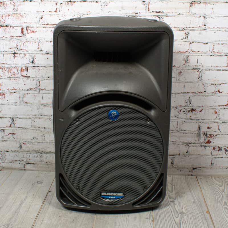 Mackie - C300 300w Powered Speaker w/Cover -  USED image 1