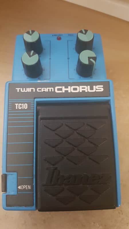 Ibanez TC10 TWIN CAM CHORUS