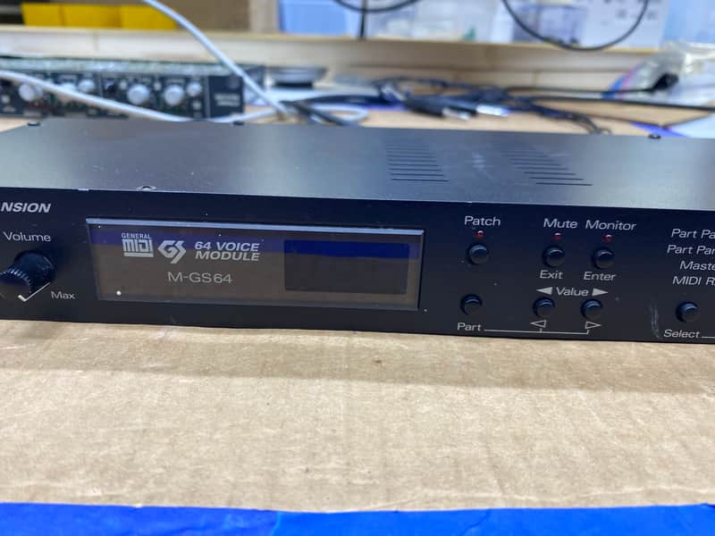 Roland M-GS64 Vintage Sound Expansion Module Synthesizer Rack
