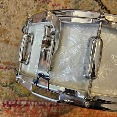 Slingerland Hollywood Ace 14x5.5" 3-ply Snare Drum - White Marine Pearl 1960s image 7