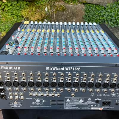 Allen & Heath MixWizard WZ4 16:2 16-Input Stereo Mixer 2014 - Present - Blue image 12