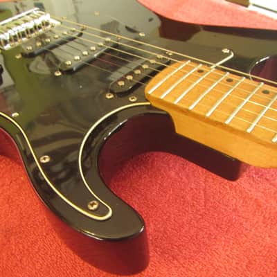 Washburn GWL Strat style electric guitar 2000's? - Gloss Black image 11