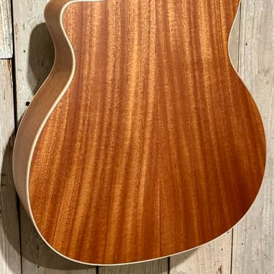 Pristine Larrivee OMV-40 Cutaway Spruce Top, Mahogany Back & Sides, OHSC, Includes Pro Setup & Ships Fast ! image 10