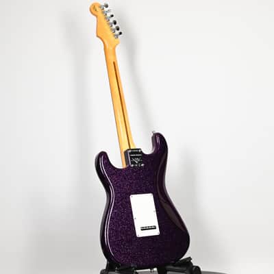 Fender Custom Shop Limited Edition Custom Deluxe Stratocaster NOS- Magenta Sparkle 2025 (CZ589381) image 15