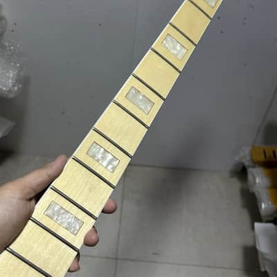 20 fret 34" gloss Maple J BASS guitar neck part Fretboard Block Inlay nut 38mm image 2