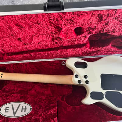 EVH Wolfgang USA Edward Van Halen Signature with Floyd Rose and Killswitch 2010s - Ivory image 4