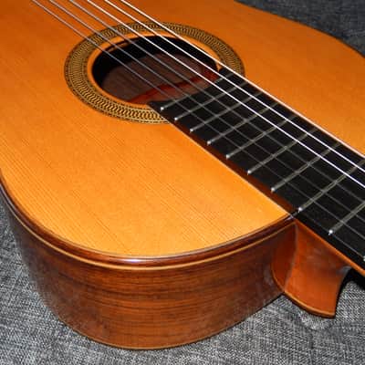 BARGAIN - TETSUO KUROSAWA "ESPECIAL" 2007 - YAMAHA GC82C CLASS CLASSICAL CONCERT GUITAR - CEDAR/HONDURAN ROSEWOOD image 13