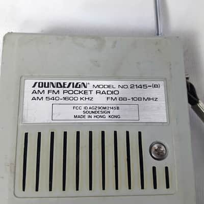 Vintage Sound Design AM FM Transistor Radio Model 2145 – B image 6