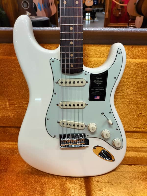 Fender American Vintage II 1961 Stratocaster, Rosewood Fingerboard, Olympic White image 1