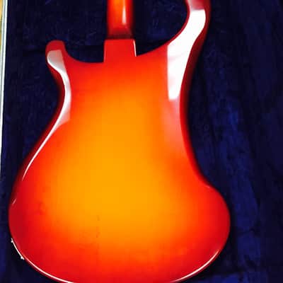 Rickenbacker V63 1993 Fireglow image 9