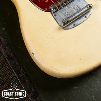 Vintage 1967 Fender Mustang with original case image 19