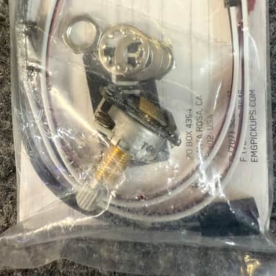 EMG B122 Volume Control 25k Potentiometer image 1