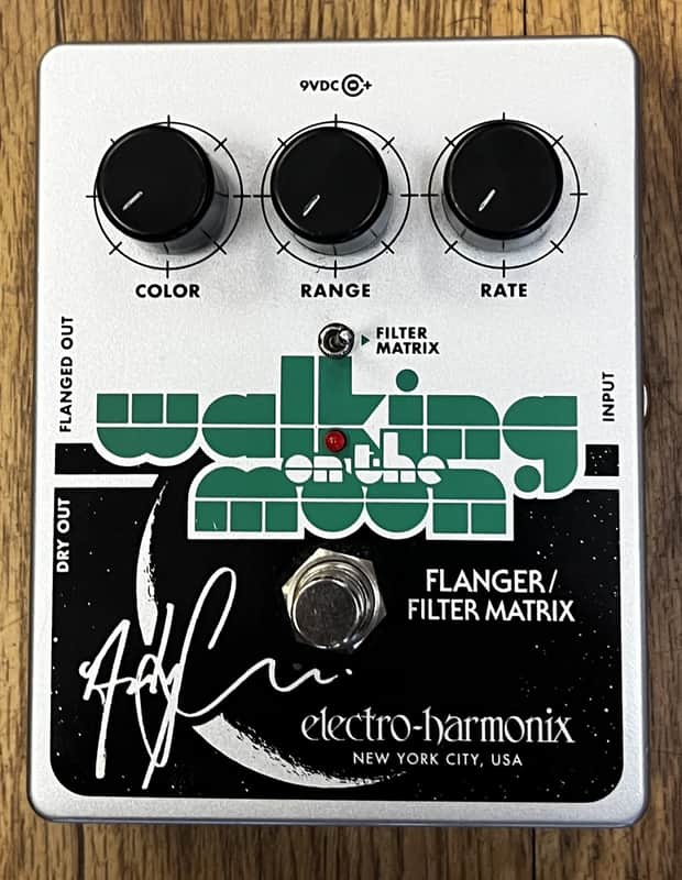 ELECTRO-HARMONIX ANDY SUMMERS WALKING ON THE MOON ANALOG FLANGER (USED) image 1