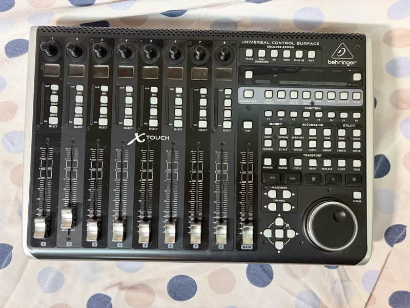 Behringer X-TOUCH Universal DAW Control Surface 2015 - Present - Black image 1
