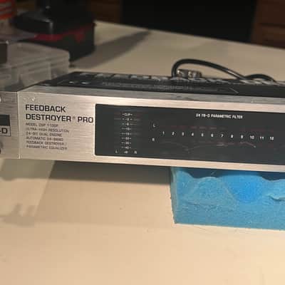Behringer Feedback Destroyer Pro DSP1100P with IEC power cable and rack mount bolts & washers image 3