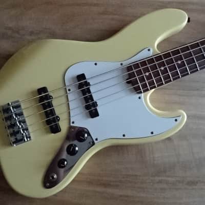 Fender Jazz Bass 1996 - Vintage White image 8