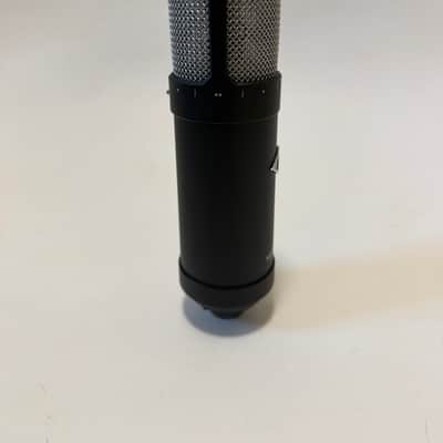Universal Audio Sphere LX  Large Diaphragm Modeling Microphone 2023 - Present - Black image 5