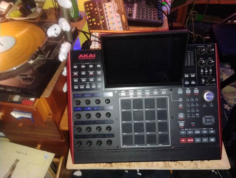 Akai MPC X Standalone Sampler / Sequencer 2017 - Present - Black image 1