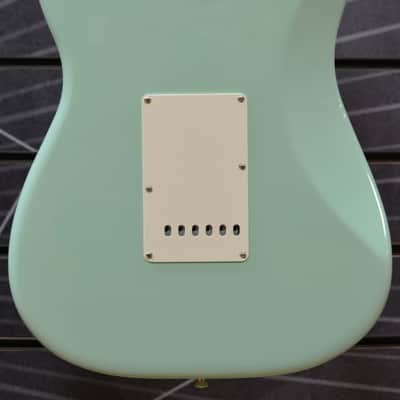Fender Vintera II '70s Stratocaster Surf Green Electric Guitar & Deluxe Gig Bag image 2