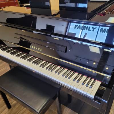 Yamaha b1 43" Continental Upright Piano - Polished Ebony image 2