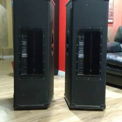 Pair of Original Mackie SR1530 Active Three-Way Mains image 3