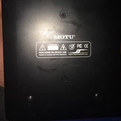 Motu Track16 W/ Audio Desk image 3