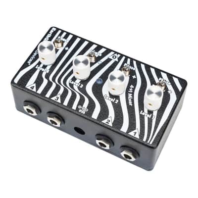 EarthQuaker Devices Four to One Mixer image 3
