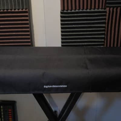 Sequential Prophet Rev2 61-Key 8-Voice Polyphonic Synthesizer 2018 - Present - Black with Wood Sides Bild 3