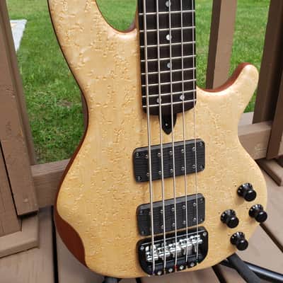 Wal Mk3 5 String 2016 Birdseye Maple image 2