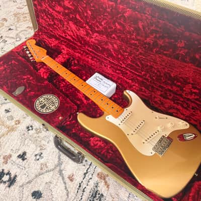 1998 Fender American Vintage ’57 Stratocaster AVRI – Aztec Gold – Lindy Fralin Pickups + Original Pickups Included – Complete Case Candy image 3