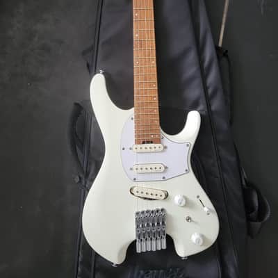 Ibanez ICHI10-VWM Headless Stratocaster Ichika Nito Signature Quest 2021 Jescar EVO gold frets Fishman Fluence Strat mod image 2