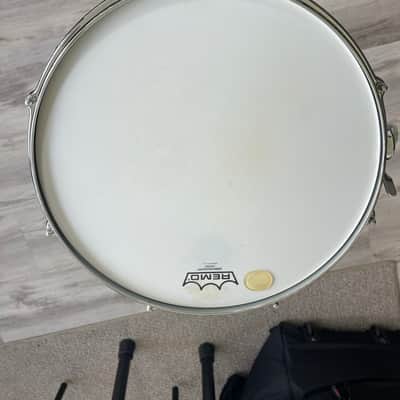 Slingerland No. 130 Gene Krupa Sound King 5x14" 8-Lug Chrome Over Brass Snare Drum with Zoomatic Strainer 1963 - 1977 - Chrome image 8