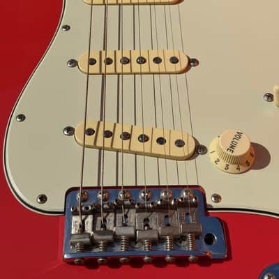 Fender American Vintage II '61 Stratocaster 2022 - Present - Fiesta Red image 8