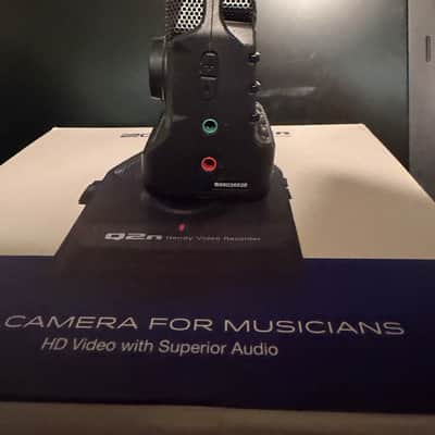 Zoom Q2N Camera/Audio Recorder with Wide Angle Lens image 4