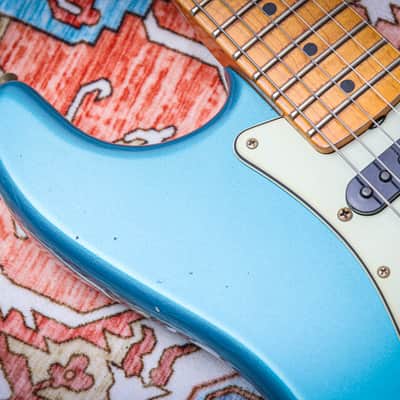 FENDER USA Custom Shop '62 Stratocaster *Dealer Exclusive Flamethrower Journeyman Relic "Ocean Turquoise" (2025) image 9