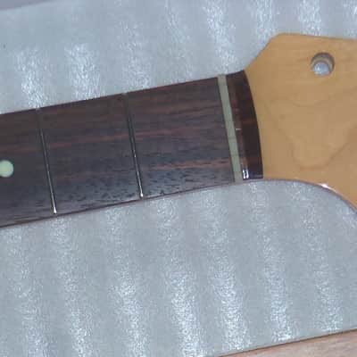 Fender® Japan Traditional II 60`s Strat Maple Rosewood Neck~21 Frets~9.5" Radius~"U" Profile~New image 4