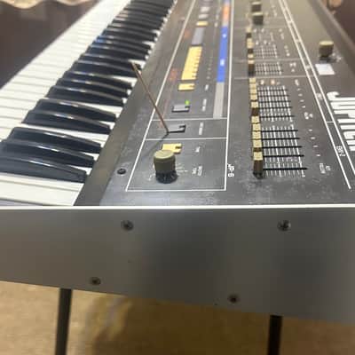 Roland Jupiter 6 61-Key Synthesizer with Europa Mod 8 Extra analogue preset banks - Grey image 4