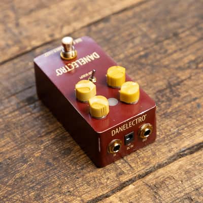 Danelectro The Eisenhower Fuzz 2019 - Red image 3