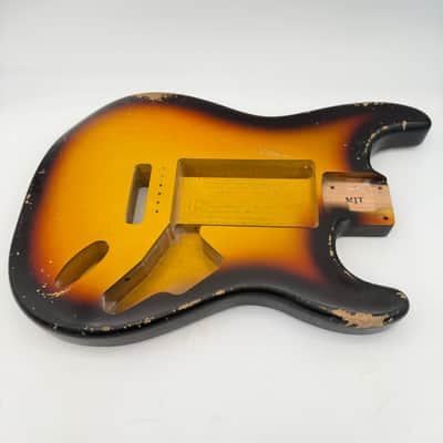 MJT Stratocaster Body Alder Relic Nitro 3-Tone Sunburst Light mjt6656 image 2