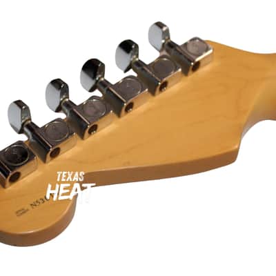 Fender American Standard Stratocaster with Maple Fretboard 1995 - 2000 - Black image 15