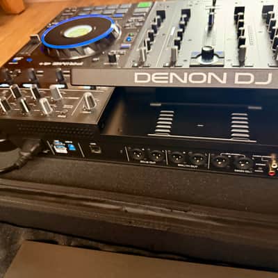 Denon Prime 4+ 4-Deck DJ System 2023 - Present - Black image 15