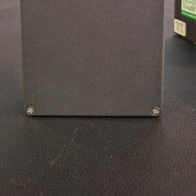 Keeley Synth 1 Reverse Attack Fuzz Wave Generator 2019 - Present - Grey / Red / Blue image 2